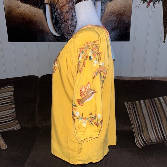 Solitare • Small • Boho • Yellow/Brown • Floral • Bird • Embroidery • Blouse - Picture 4 of 10